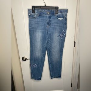 ⚡️LAST CHANCE⚡️TALBOTS Flawless Embroidered Floral Girlfriend Denim Jean Size 10